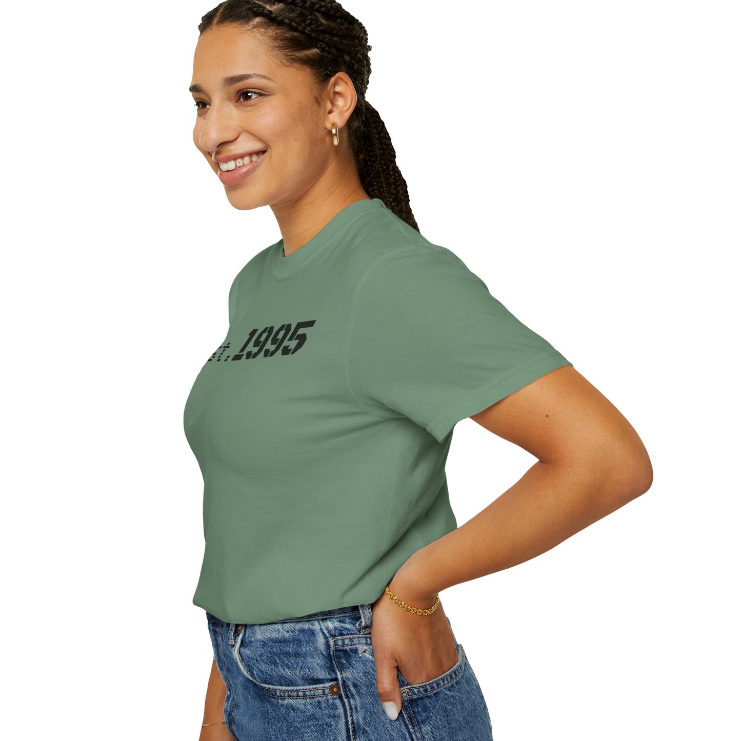 Vintage Est. 1995 T-Shirt, Retro Unisex Tee, Perfect Gift for Birthdays, Casual Wear, Nostalgic Apparel