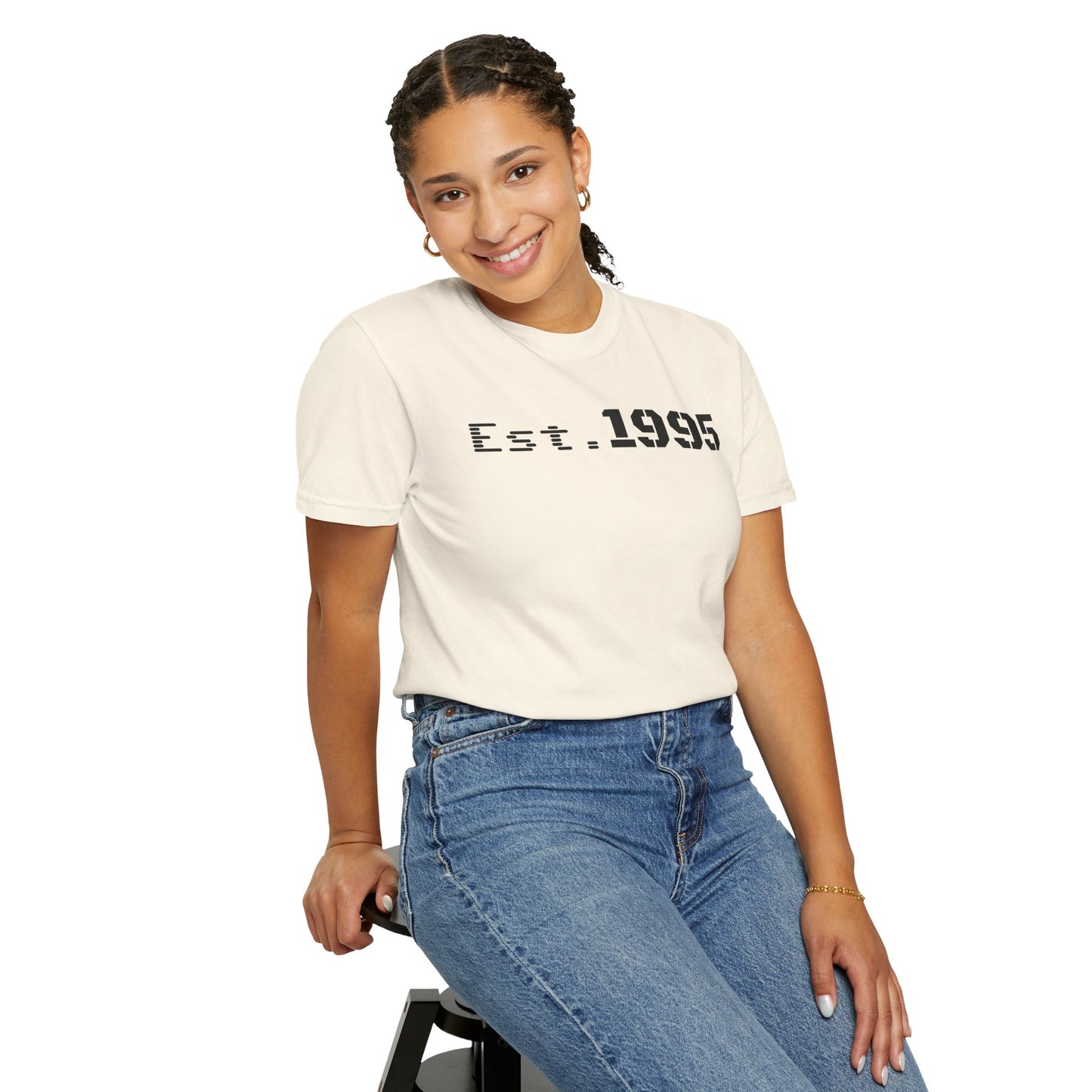 Vintage Est. 1995 T-Shirt, Retro Unisex Tee, Perfect Gift for Birthdays, Casual Wear, Nostalgic Apparel