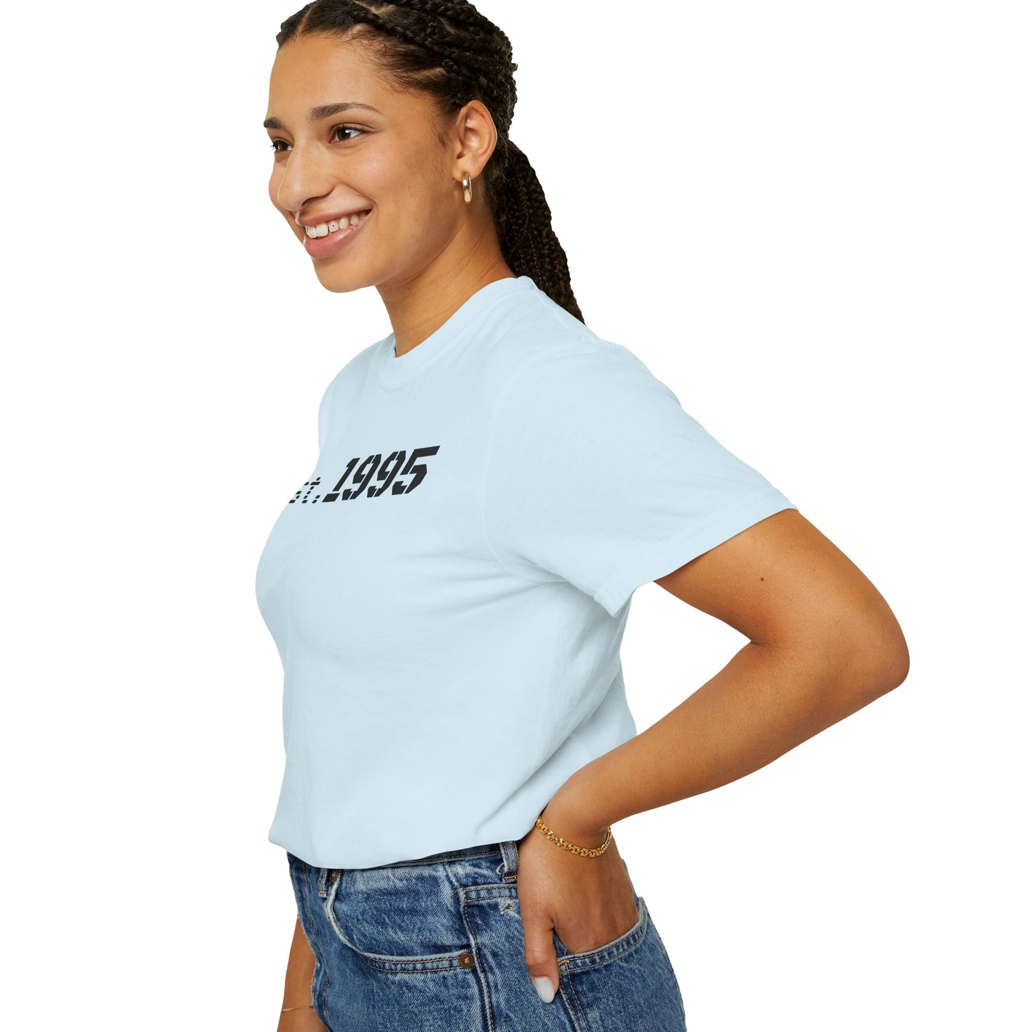 Vintage Est. 1995 T-Shirt, Retro Unisex Tee, Perfect Gift for Birthdays, Casual Wear, Nostalgic Apparel