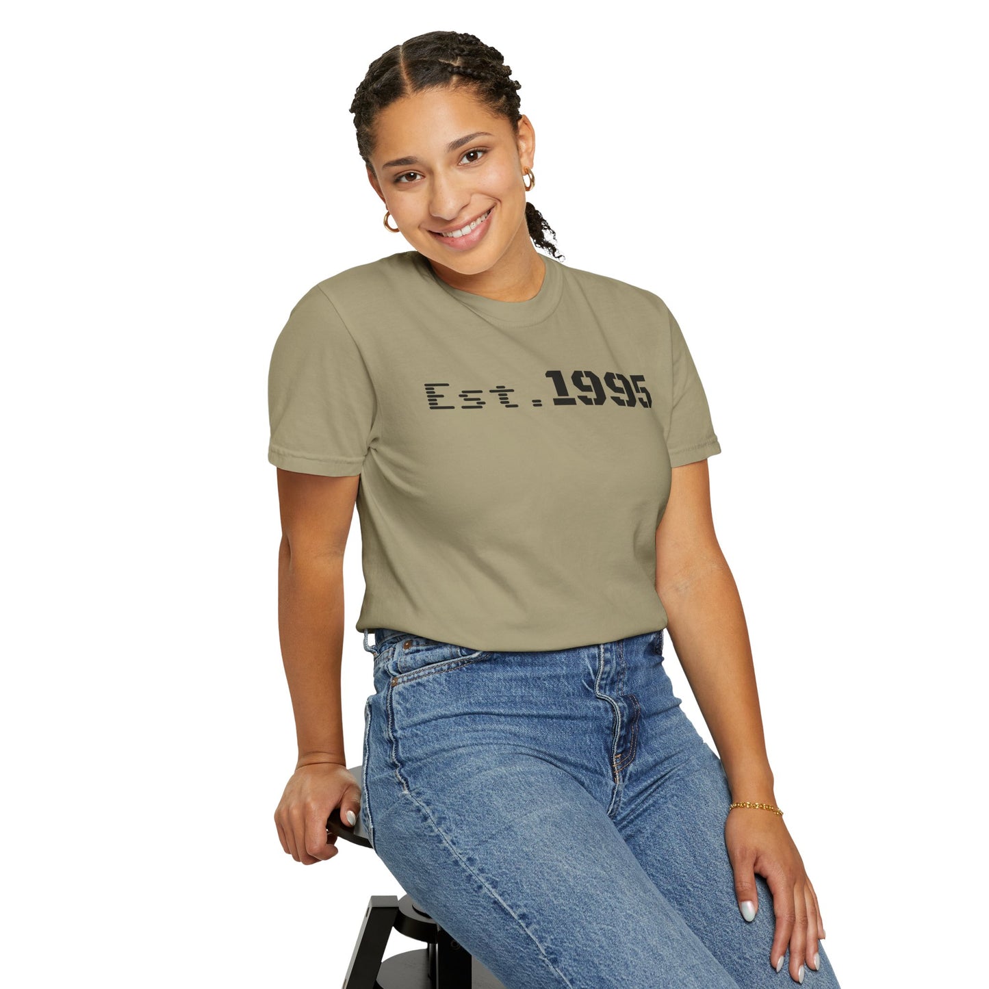 Vintage Est. 1995 T-Shirt, Retro Unisex Tee, Perfect Gift for Birthdays, Casual Wear, Nostalgic Apparel