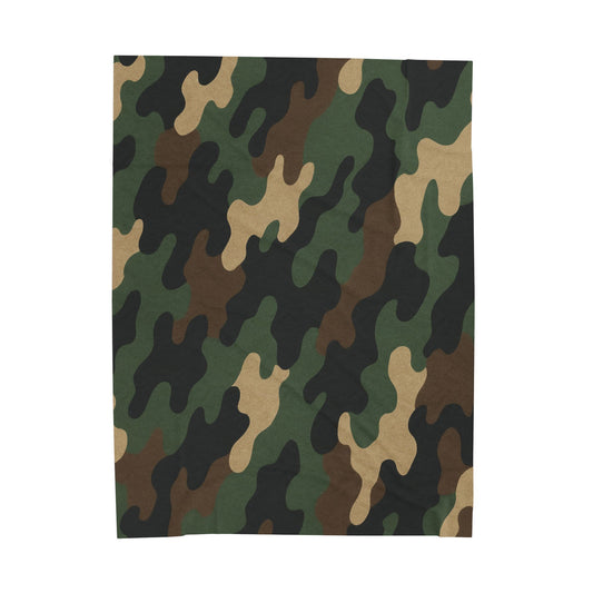 Cozy Camouflage Velveteen Plush Blanket | Ideal for Campouts, Living Room Decor, Gift for Him, Outdoor Adventures, Soft Throw