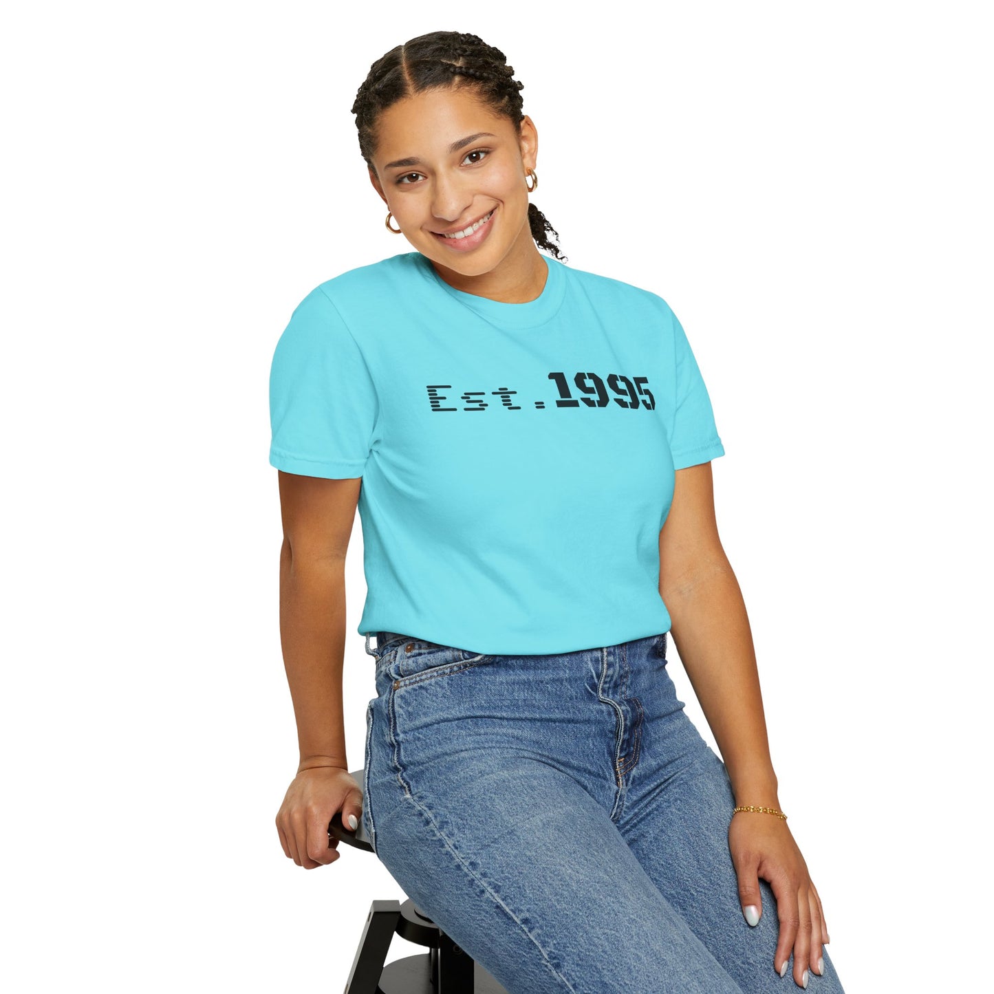 Vintage Est. 1995 T-Shirt, Retro Unisex Tee, Perfect Gift for Birthdays, Casual Wear, Nostalgic Apparel
