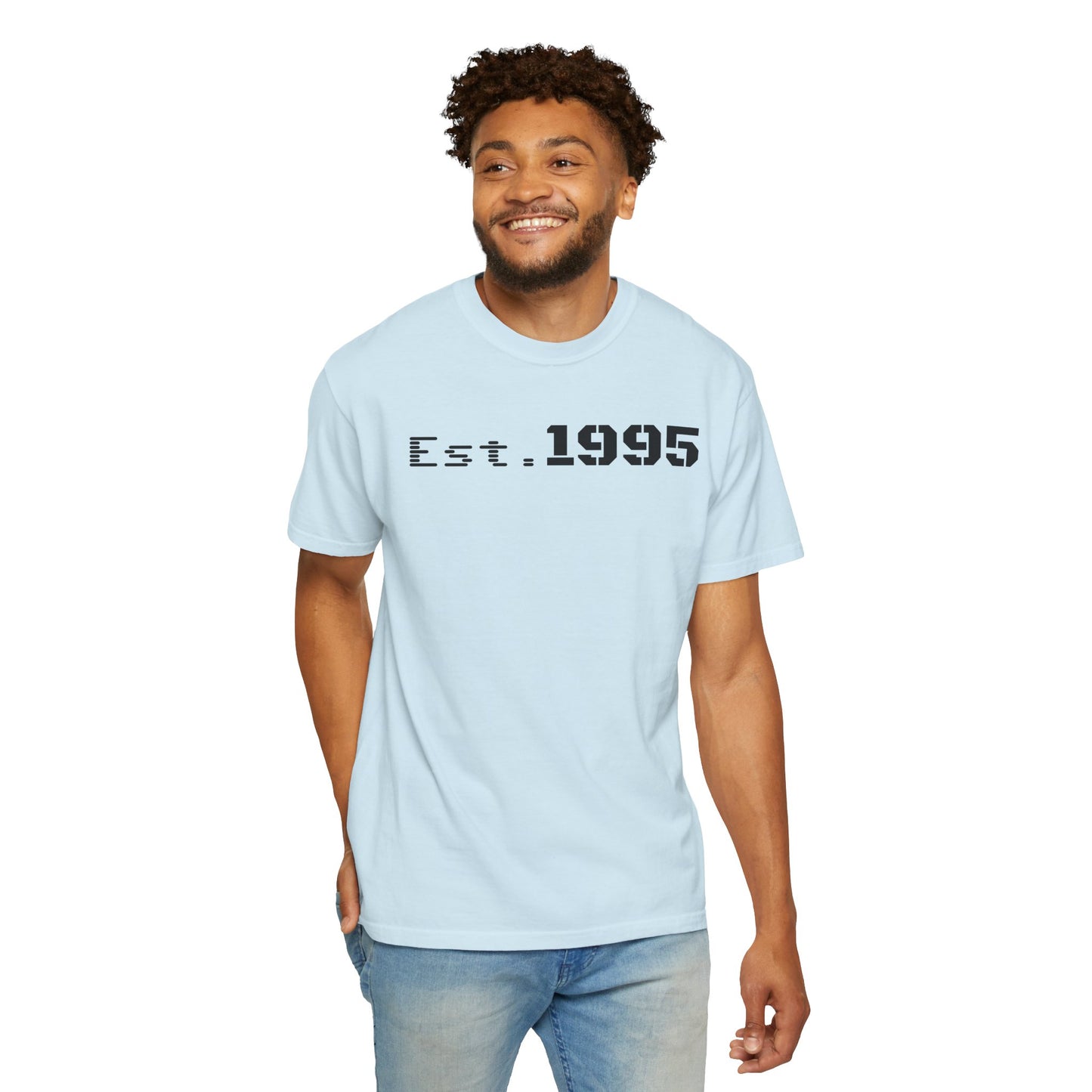 Vintage Est. 1995 T-Shirt, Retro Unisex Tee, Perfect Gift for Birthdays, Casual Wear, Nostalgic Apparel