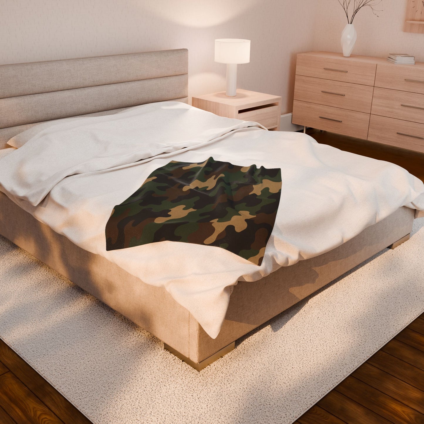 Cozy Camouflage Velveteen Plush Blanket | Ideal for Campouts, Living Room Decor, Gift for Him, Outdoor Adventures, Soft Throw