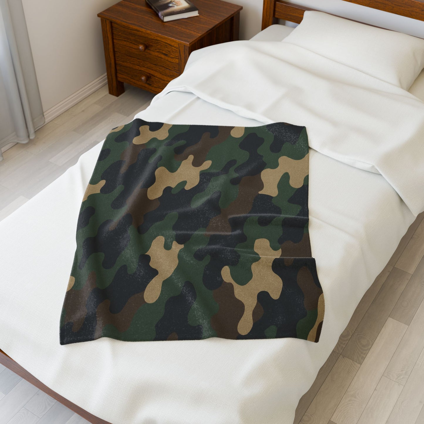 Cozy Camouflage Velveteen Plush Blanket | Ideal for Campouts, Living Room Decor, Gift for Him, Outdoor Adventures, Soft Throw