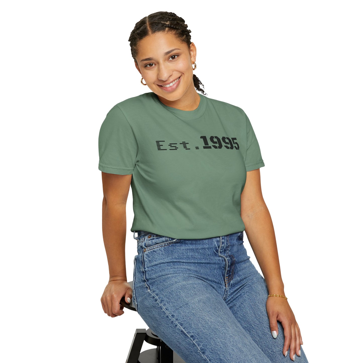 Vintage Est. 1995 T-Shirt, Retro Unisex Tee, Perfect Gift for Birthdays, Casual Wear, Nostalgic Apparel