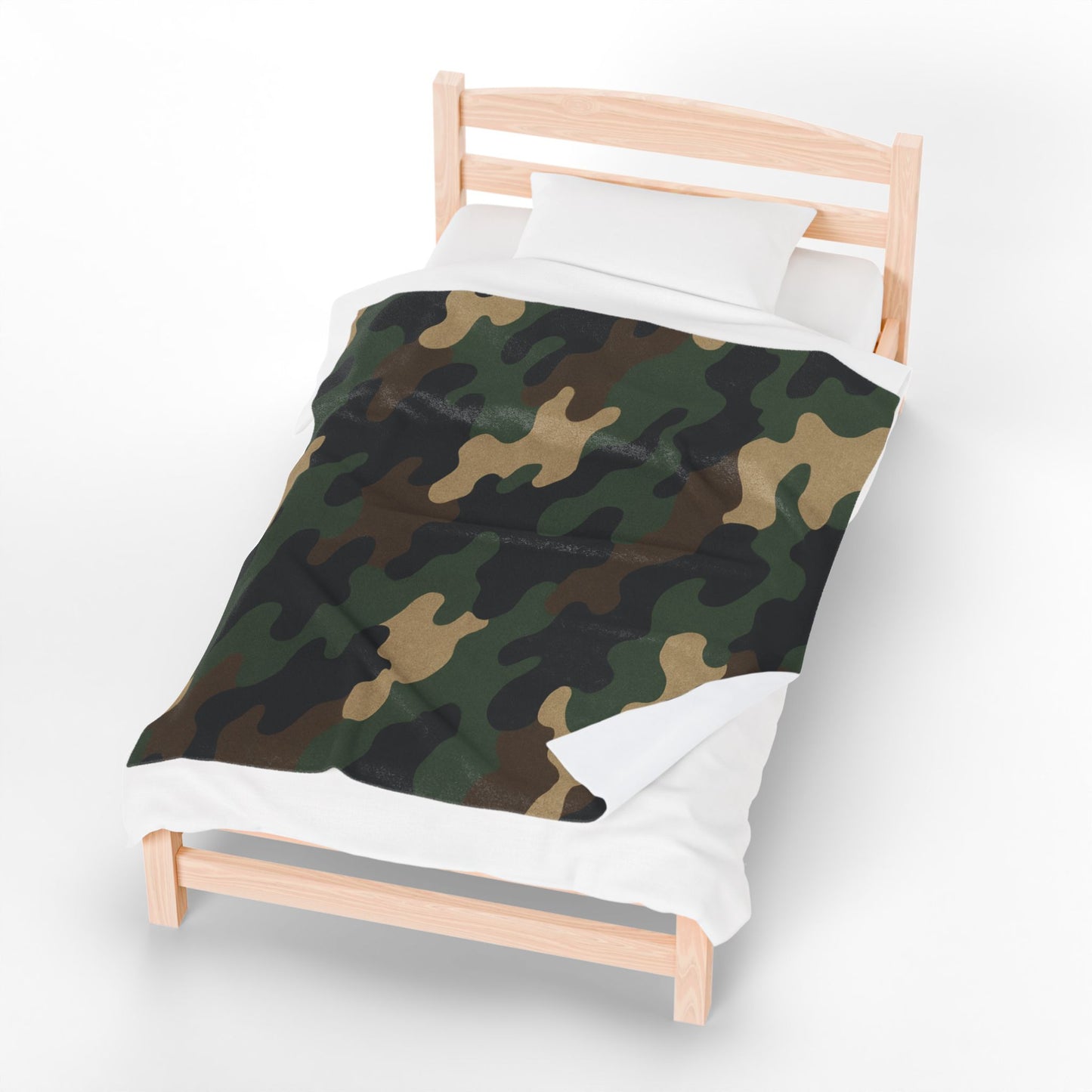 Cozy Camouflage Velveteen Plush Blanket | Ideal for Campouts, Living Room Decor, Gift for Him, Outdoor Adventures, Soft Throw