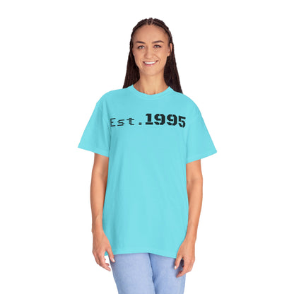 Vintage Est. 1995 T-Shirt, Retro Unisex Tee, Perfect Gift for Birthdays, Casual Wear, Nostalgic Apparel