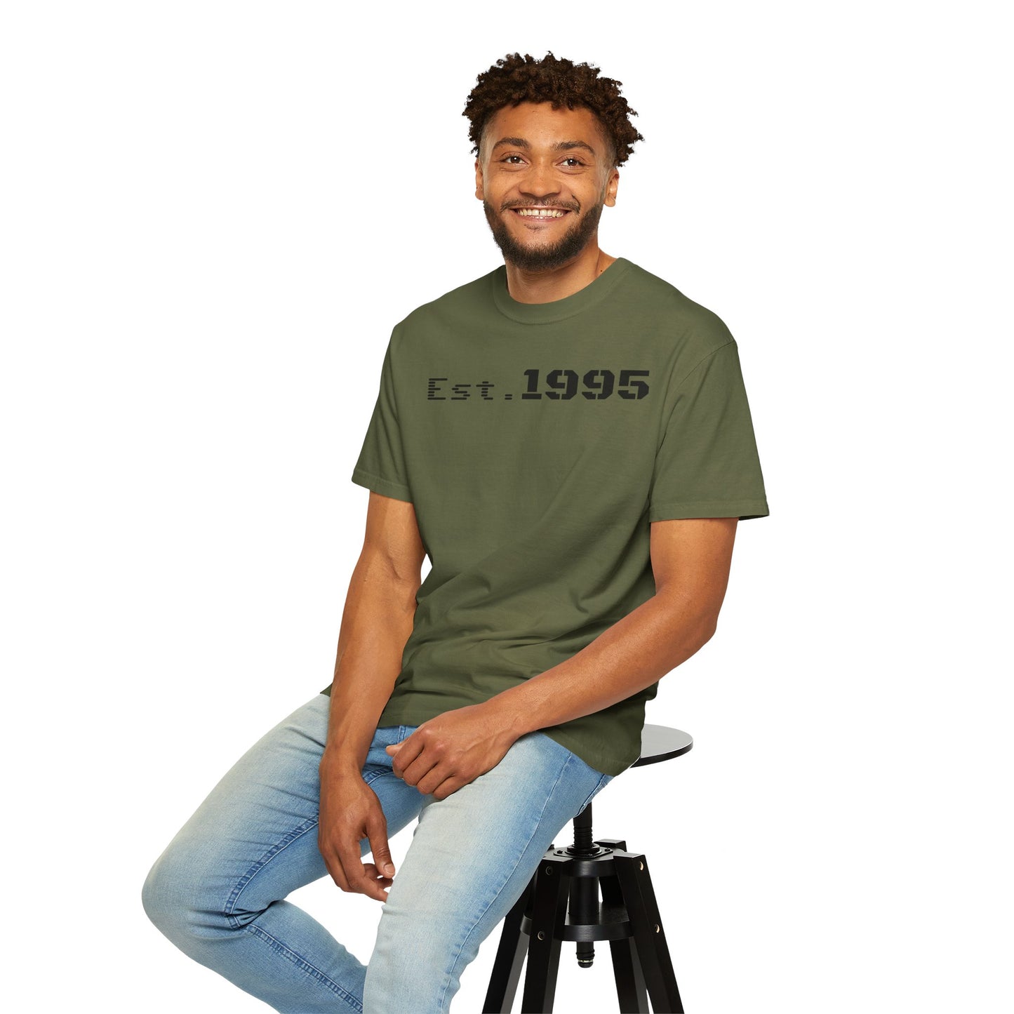 Vintage Est. 1995 T-Shirt, Retro Unisex Tee, Perfect Gift for Birthdays, Casual Wear, Nostalgic Apparel