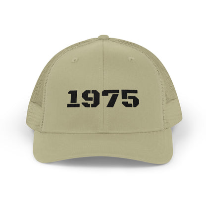 Vintage 1975 Snapback Trucker Cap - Classic Retro Style Hat for Dad