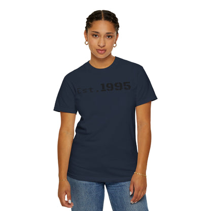 Vintage Est. 1995 T-Shirt, Retro Unisex Tee, Perfect Gift for Birthdays, Casual Wear, Nostalgic Apparel