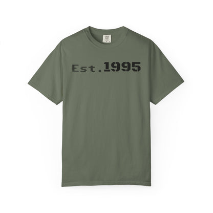 Vintage Est. 1995 T-Shirt, Retro Unisex Tee, Perfect Gift for Birthdays, Casual Wear, Nostalgic Apparel