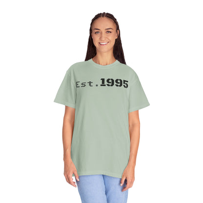 Vintage Est. 1995 T-Shirt, Retro Unisex Tee, Perfect Gift for Birthdays, Casual Wear, Nostalgic Apparel