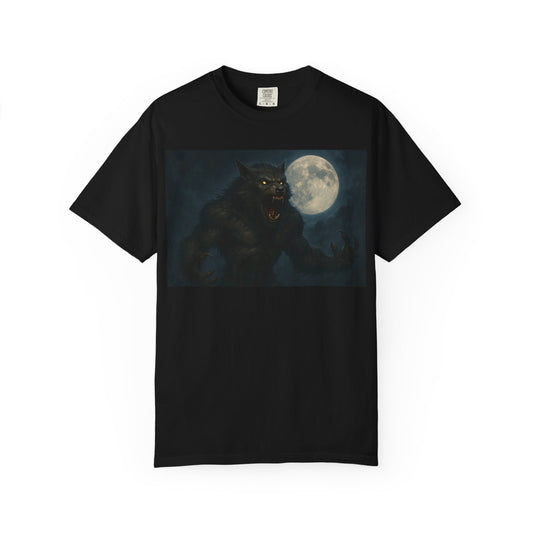 Moonlit Werewolf T-shirt, Unisex Horror Tee, Halloween Gift, Gothic Apparel, Graphic Tee, Nighttime Fantasy Wear